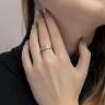 Стильное кольцо из белого золота с бриллиантами